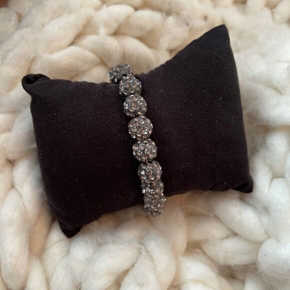 Designer Beaded‎ Bracelet - Picture 1 of 3